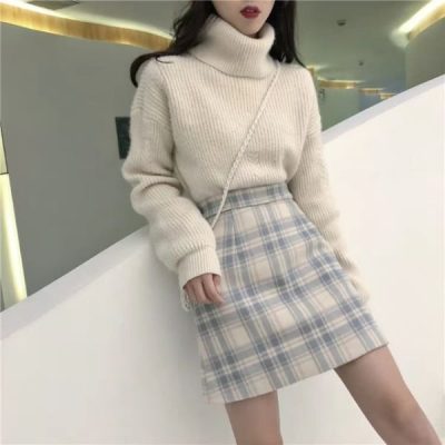 Cách phối đồ với chân váy dạ tweed sành điệu cho các nàng